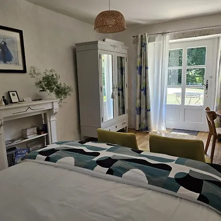 D'hôtes La Meauffre à La Porte De Granville Couette-café Longueville (Manche)